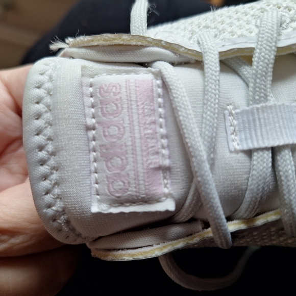 Adidas white Cloudfoam QT Flex lightweight sneakers with memory foam women's 8 - Picture 11 of 16